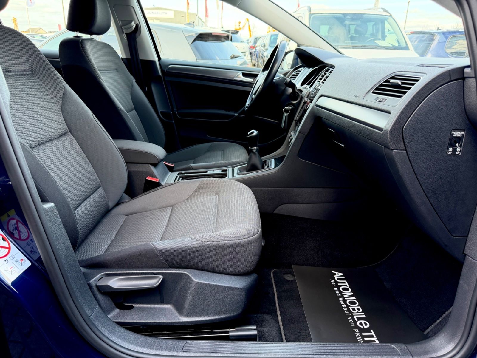 Bild 12 von 13 - Volkswagen Golf - Gebrauchtwagen von Automobile Trier Volkswagen Golf 7 Lim., SERVICE, TÜV NEU, GARANTIE