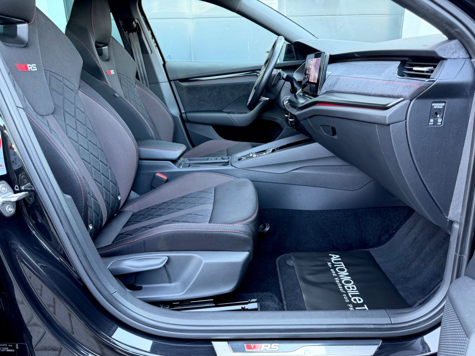 Bild 13 von 18 - Skoda Octavia - Gebrauchtwagen von Automobile Trier Skoda Octavia Combi RS 2.0 TDI DSG 4×4, LED, ACC, AHK