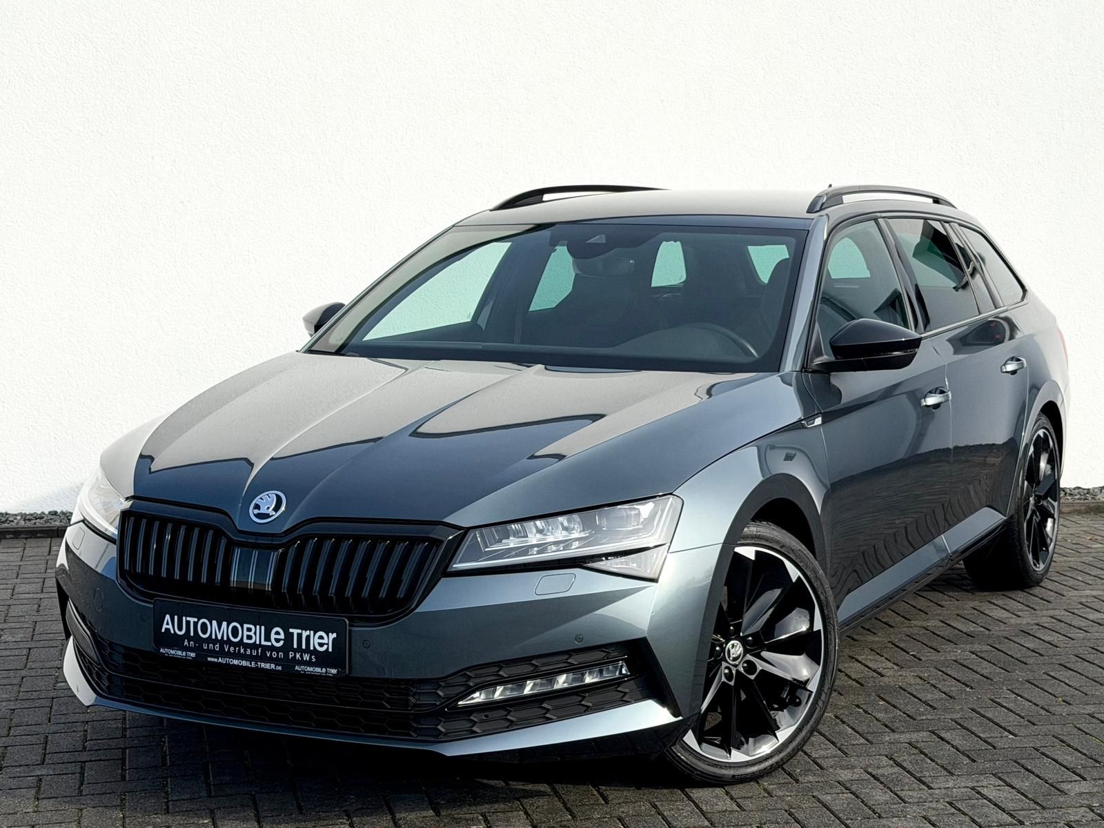 Skoda Superb Combi Sportline 2.0 TDI DSG /LED/ACC/CAM/