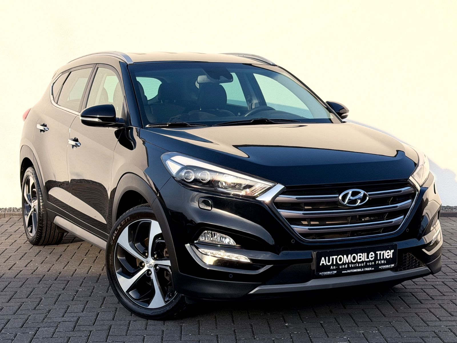 Bild 3 von 14 - Hyundai TUCSON - Gebrauchtwagen von Automobile Trier Hyundai Tucson Premium 1.6 4WD, NAVI, LED, CAM, GARANTIE