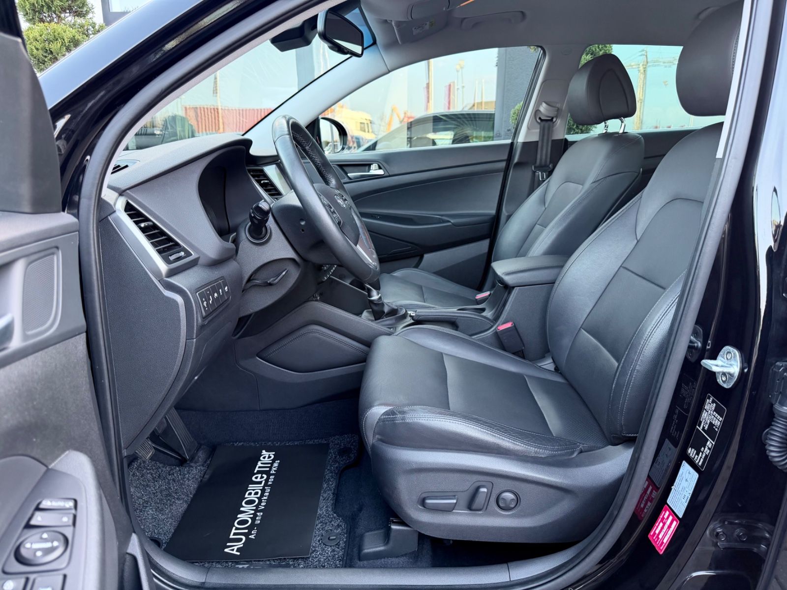 Bild 9 von 14 - Hyundai TUCSON - Gebrauchtwagen von Automobile Trier Hyundai Tucson Premium 1.6 4WD, NAVI, LED, CAM, GARANTIE