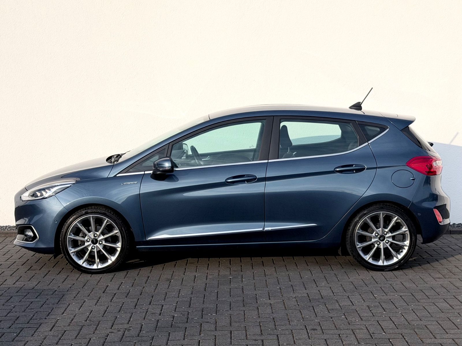 Bild 8 von 19 - Ford Fiesta - Gebrauchtwagen von Automobile Trier Ford Fiesta Vignale, AUTOMATIK, NAVI, LED, CAM, GARANTIE