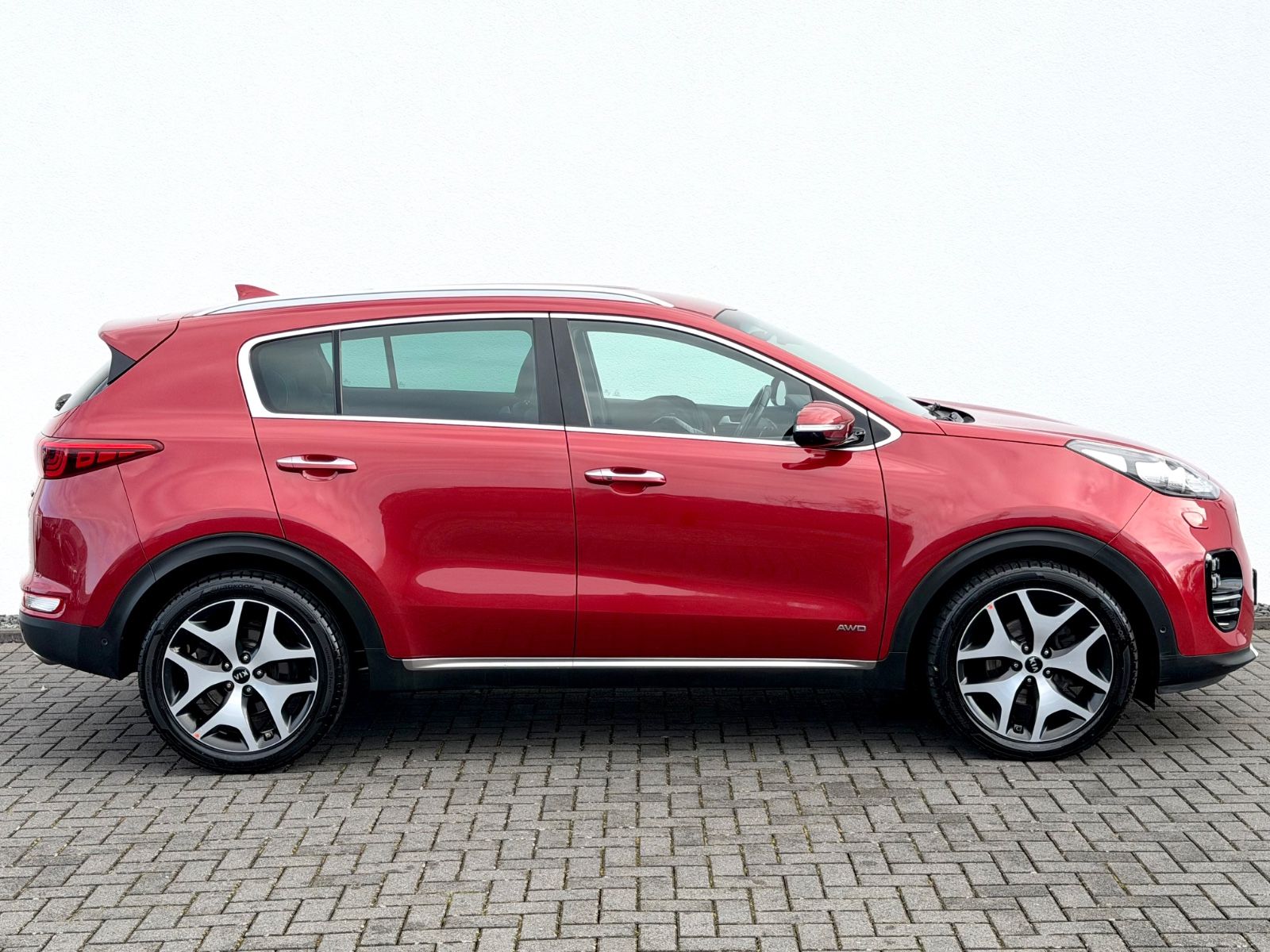 Bild 4 von 25 - Kia Sportage - Gebrauchtwagen von Automobile Trier Kia Sportage GT Line 2.0d 4WD, NAVI, LED, CAM, JBL, AHK