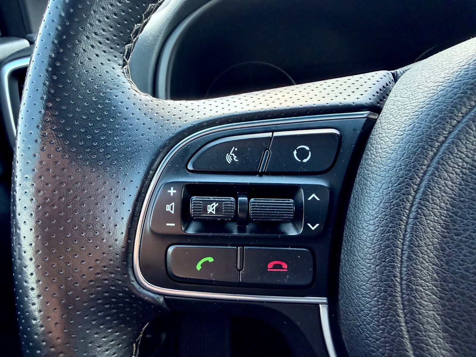 Bild 19 von 26 - Kia Sportage - Gebrauchtwagen von Automobile Trier Kia Sportage GT Line 2.0d 4WD, NAVI, LED, CAM, JBL, PANO