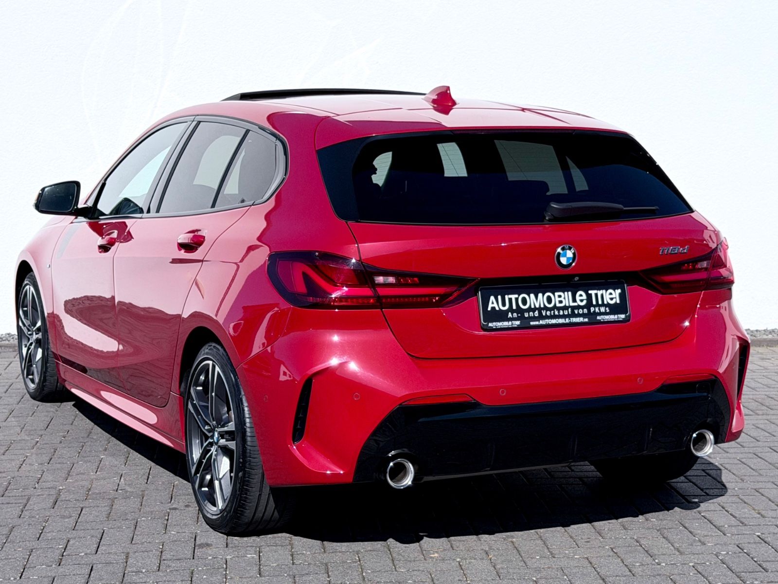 Bild 7 von 22 - BMW 118 - Gebrauchtwagen von Automobile Trier BMW 118 d M Sport Paket, PANO, LED, CAM, GARANTIE