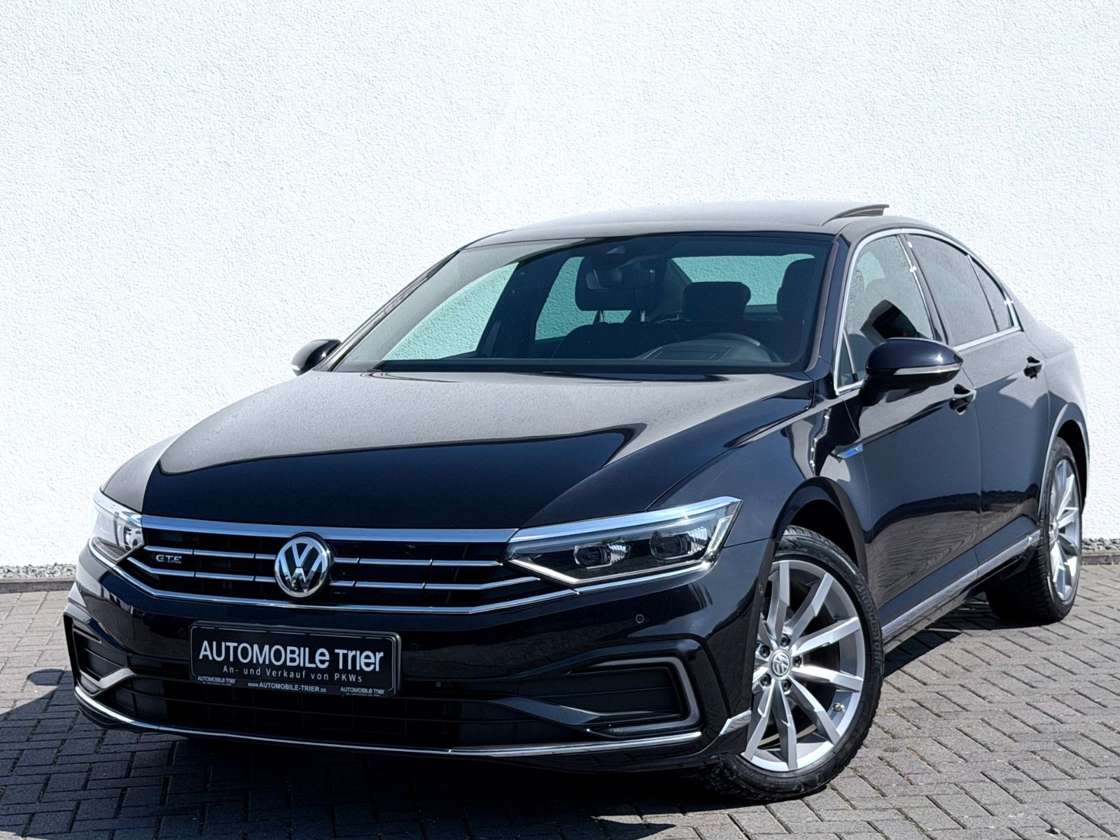 Volkswagen Passat Lim. GTE / NAVI/HUD/PANO/CAM/AHK/GARANTIE