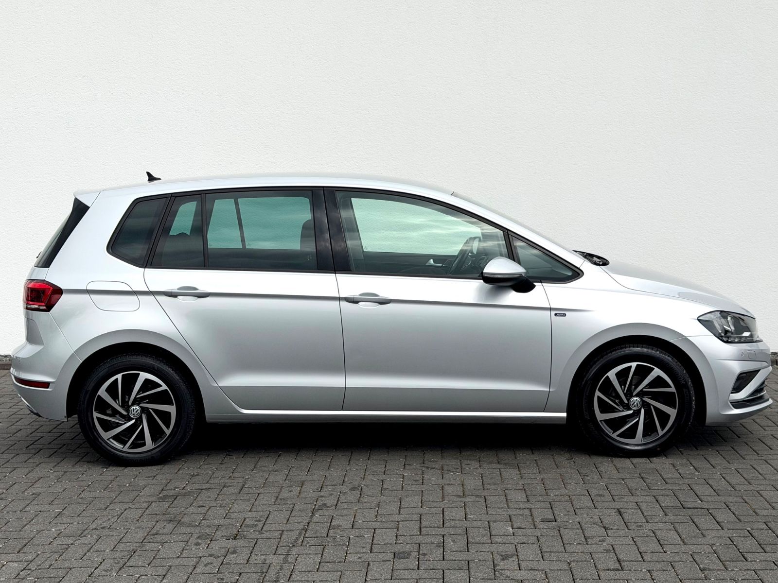 Bild 4 von 14 - Volkswagen Golf - Gebrauchtwagen von Automobile Trier Volkswagen Golf Sportsvan Join, KLIMA, NAVI, SHZ, APP, GARANTIE