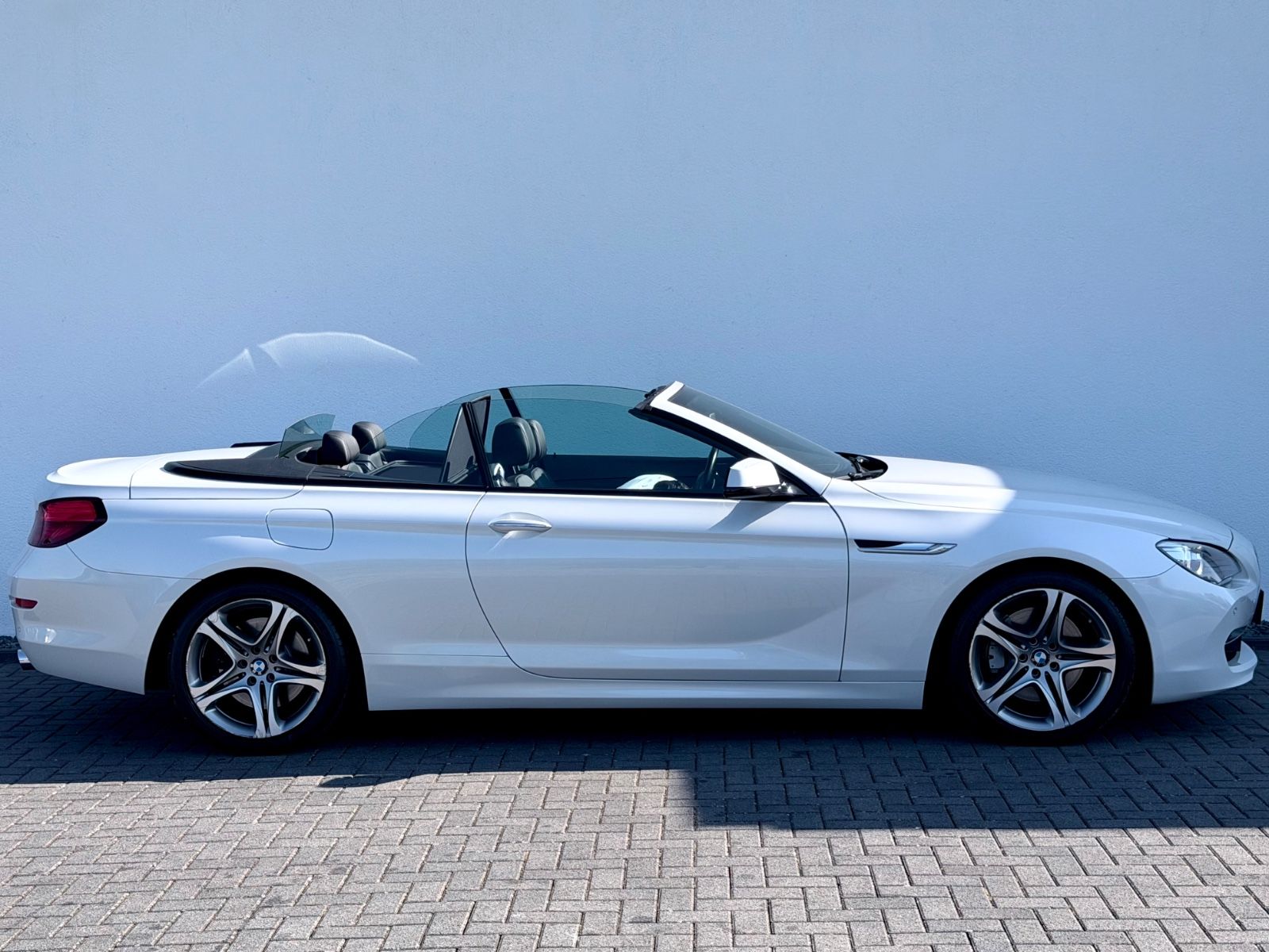 Bild 4 von 19 - BMW 640 - Gebrauchtwagen von Automobile Trier BMW 640 d Cabrio sport, NAVI, LED, H&K, GARANTIE