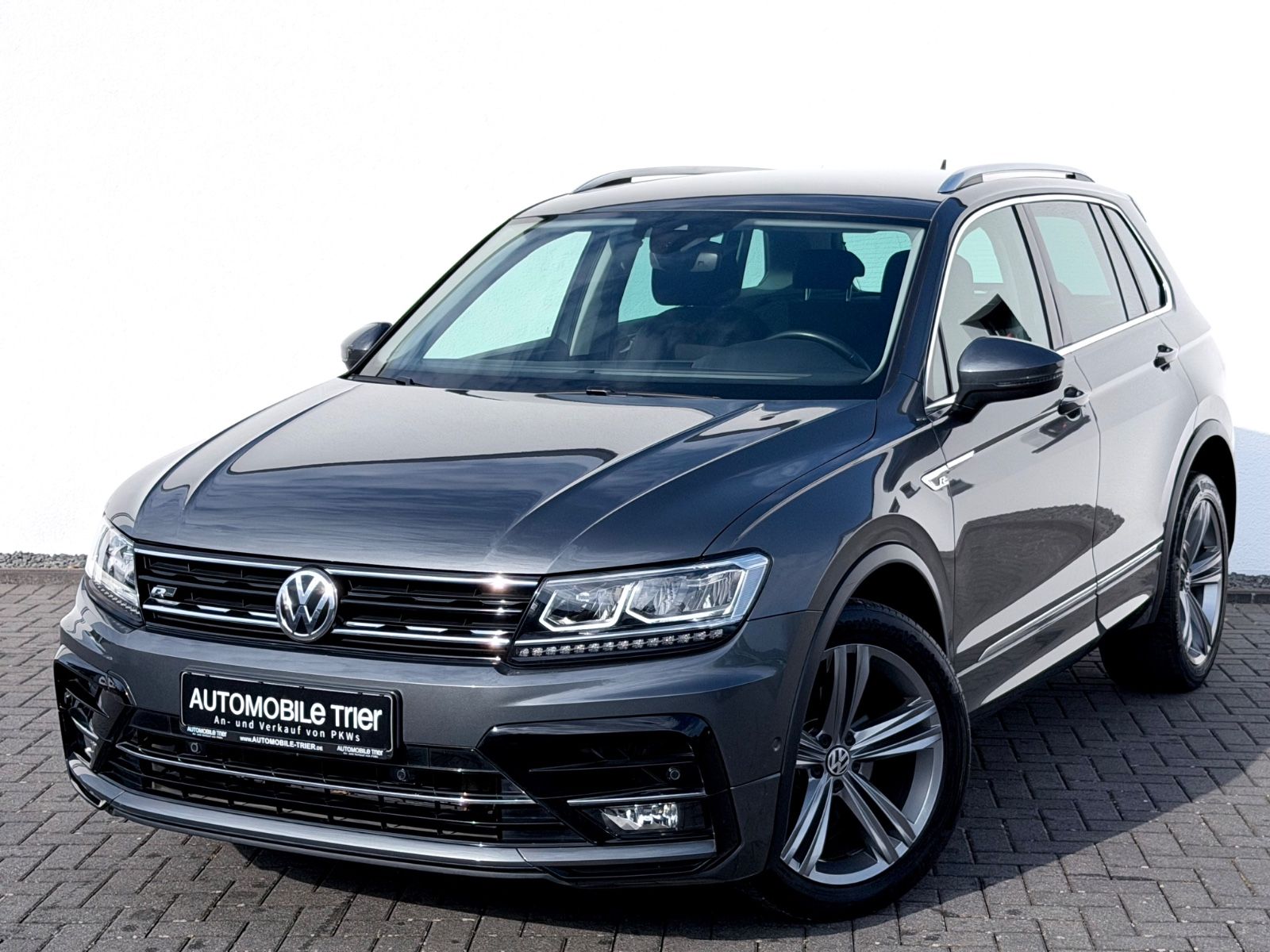 Volkswagen Tiguan R line 2.0 TDI DSG 4Motion /NAVI/LED