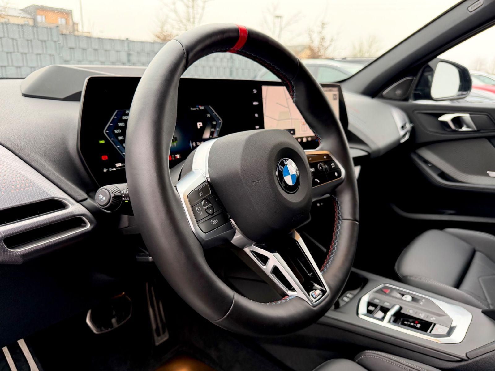Bild 10 von 15 - BMW M135 - Gebrauchtwagen von Automobile Trier BMW M135 xDrive, LED, HUD, H&K, CAM, GARANTIE