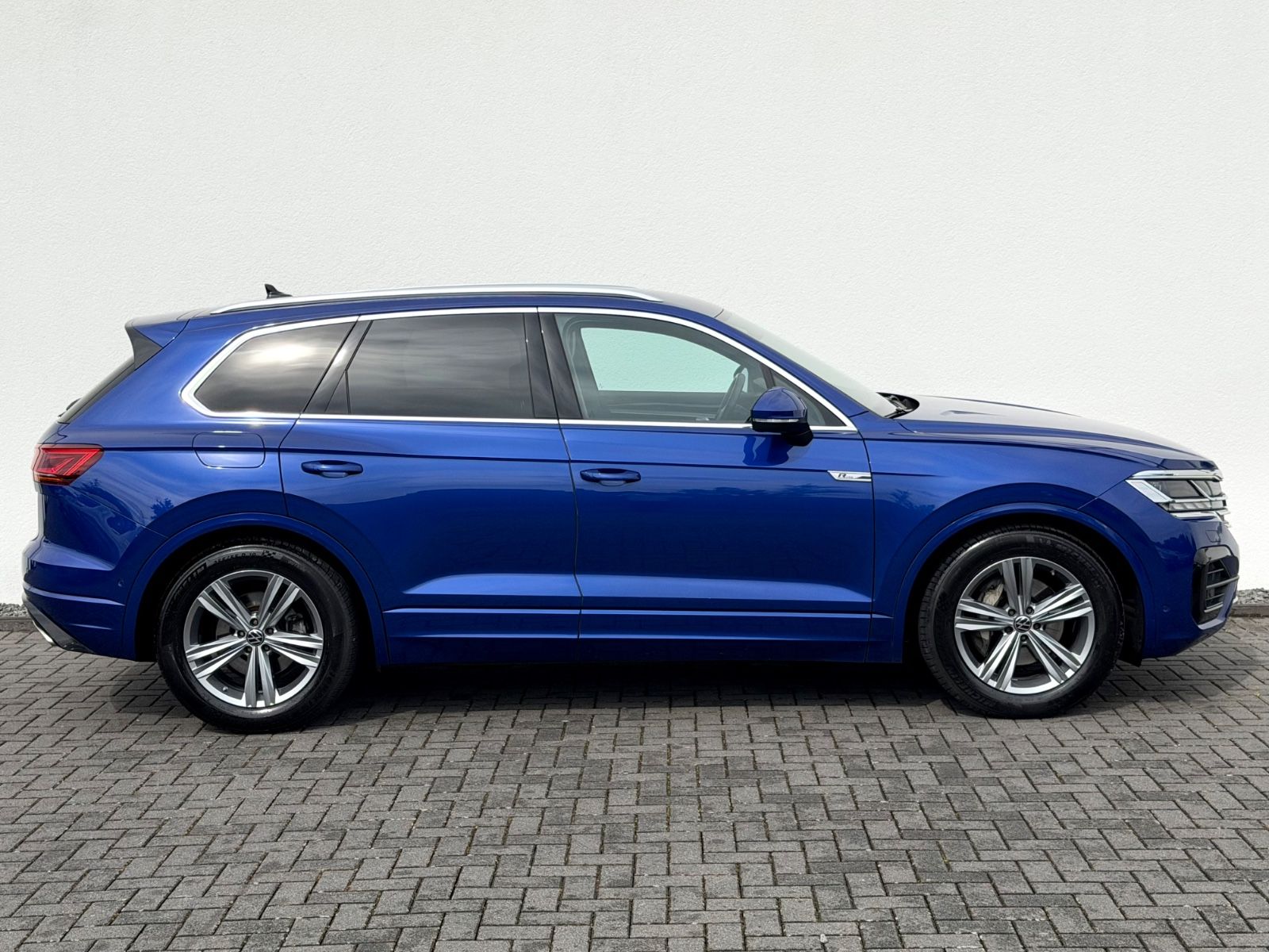 Bild 10 von 53 - Volkswagen Touareg - Gebrauchtwagen von Automobile Trier Volkswagen Touareg R Line 3.0 TDI DSG 4Motion, LED, ACC, AHK
