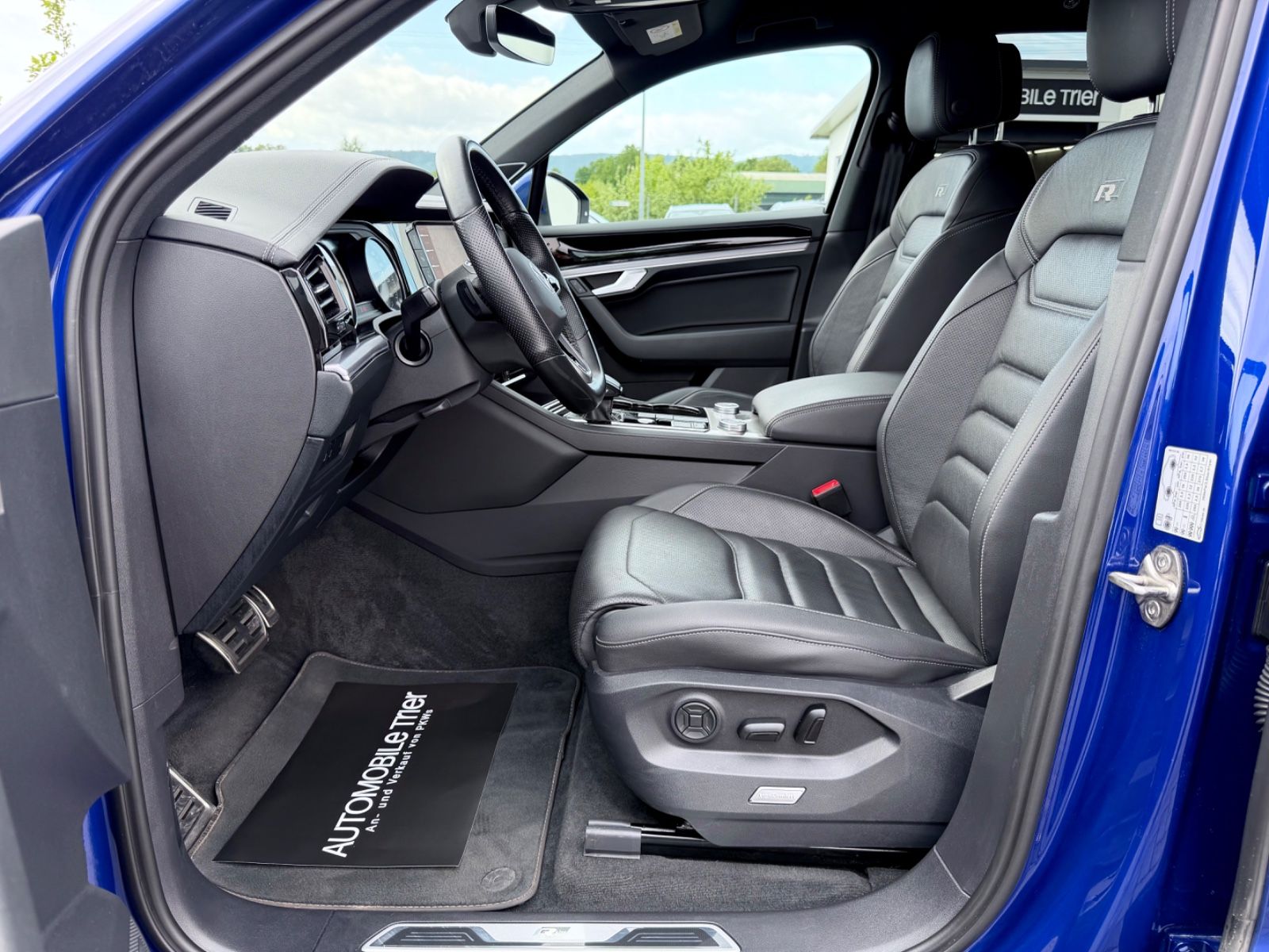 Bild 20 von 53 - Volkswagen Touareg - Gebrauchtwagen von Automobile Trier Volkswagen Touareg R Line 3.0 TDI DSG 4Motion, LED, ACC, AHK