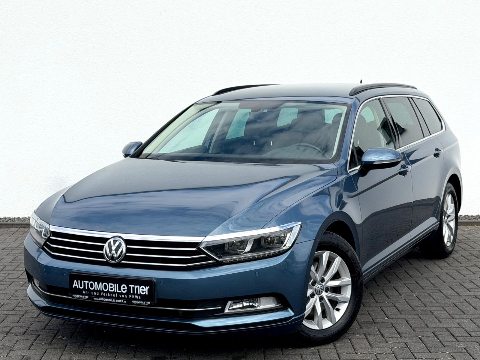 Volkswagen Passat Variant 2.0 TDI DSG /NAVI/LED/ACC/AHK/
