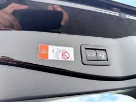 Toyota C-HR Hybrid Black&White GR Sport, LED, ACC, PANO - Thumbnail 23