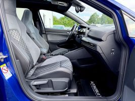 Volkswagen Golf 8 R Line 1.5 eTSI DSG, LED, ACC, AHK, CAM - Thumbnail 15