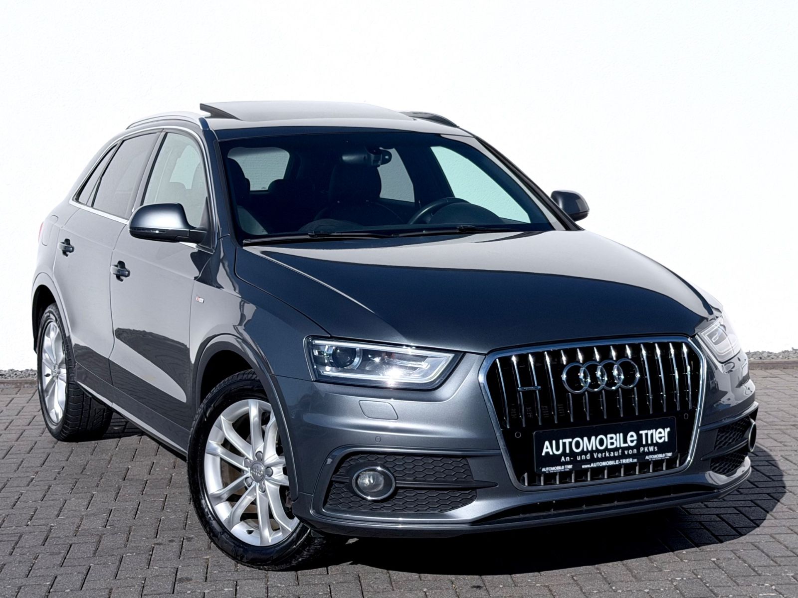 Bild 3 von 18 - Audi Q3 - Gebrauchtwagen von Automobile Trier Audi Q3 2.0 TDI quattro S line, NAVI, LED, PDC, AHK, PANO