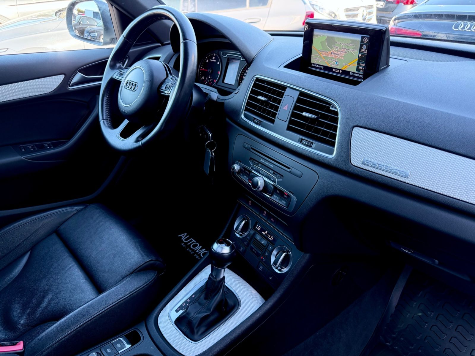 Bild 10 von 18 - Audi Q3 - Gebrauchtwagen von Automobile Trier Audi Q3 2.0 TDI quattro S line, NAVI, LED, PDC, AHK, PANO