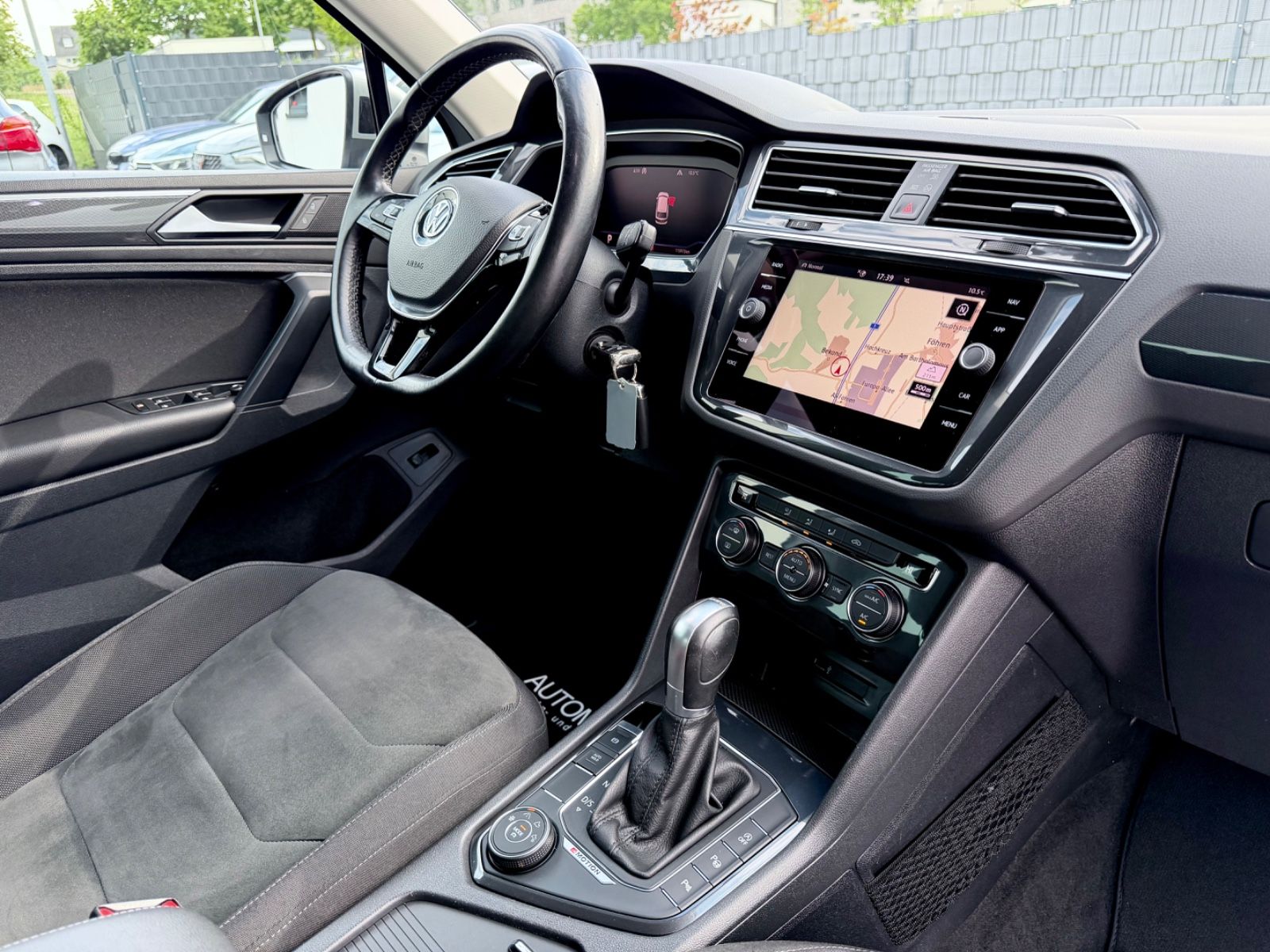 Bild 12 von 24 - Volkswagen Tiguan - Gebrauchtwagen von Automobile Trier Volkswagen Tiguan Highline 2.0 TDI DSG 4Motion, ACC, CAM, AHK
