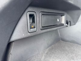 Volkswagen Tiguan Highline 2.0 TDI DSG 4Motion, ACC, CAM, AHK - Thumbnail 24