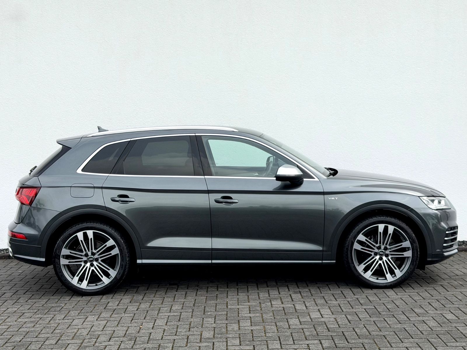 Bild 4 von 23 - Audi SQ5 - Gebrauchtwagen von Automobile Trier Audi SQ5 3.0 TFSI quattro, 21ZOLL, LED, CAM, AHK, 1.HAND