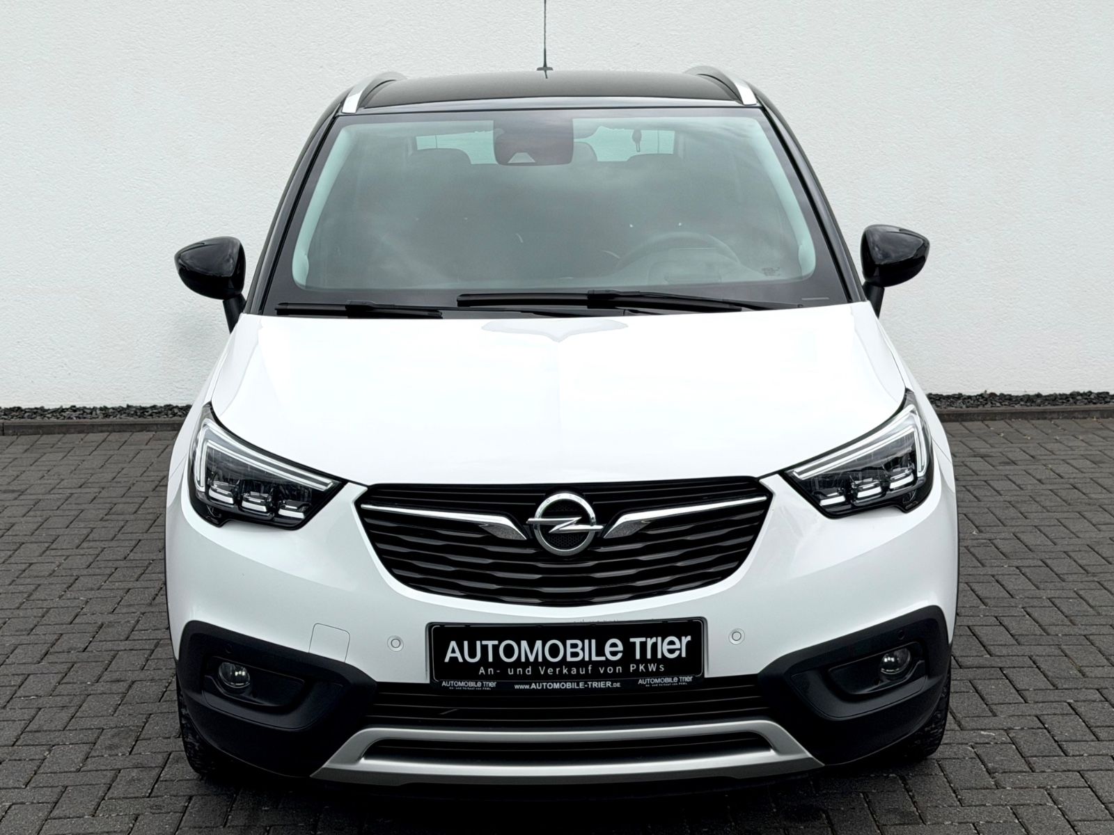Bild 2 von 21 - Opel Crossland (X) - Gebrauchtwagen von Automobile Trier Opel Crossland X 1.2 Automatik, NAVI, LED, CAM, GARANTIE