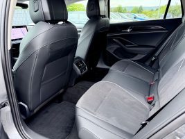 Volkswagen Passat Variant 1.5 TSI Business, LED, ACC, CAM - Thumbnail 14