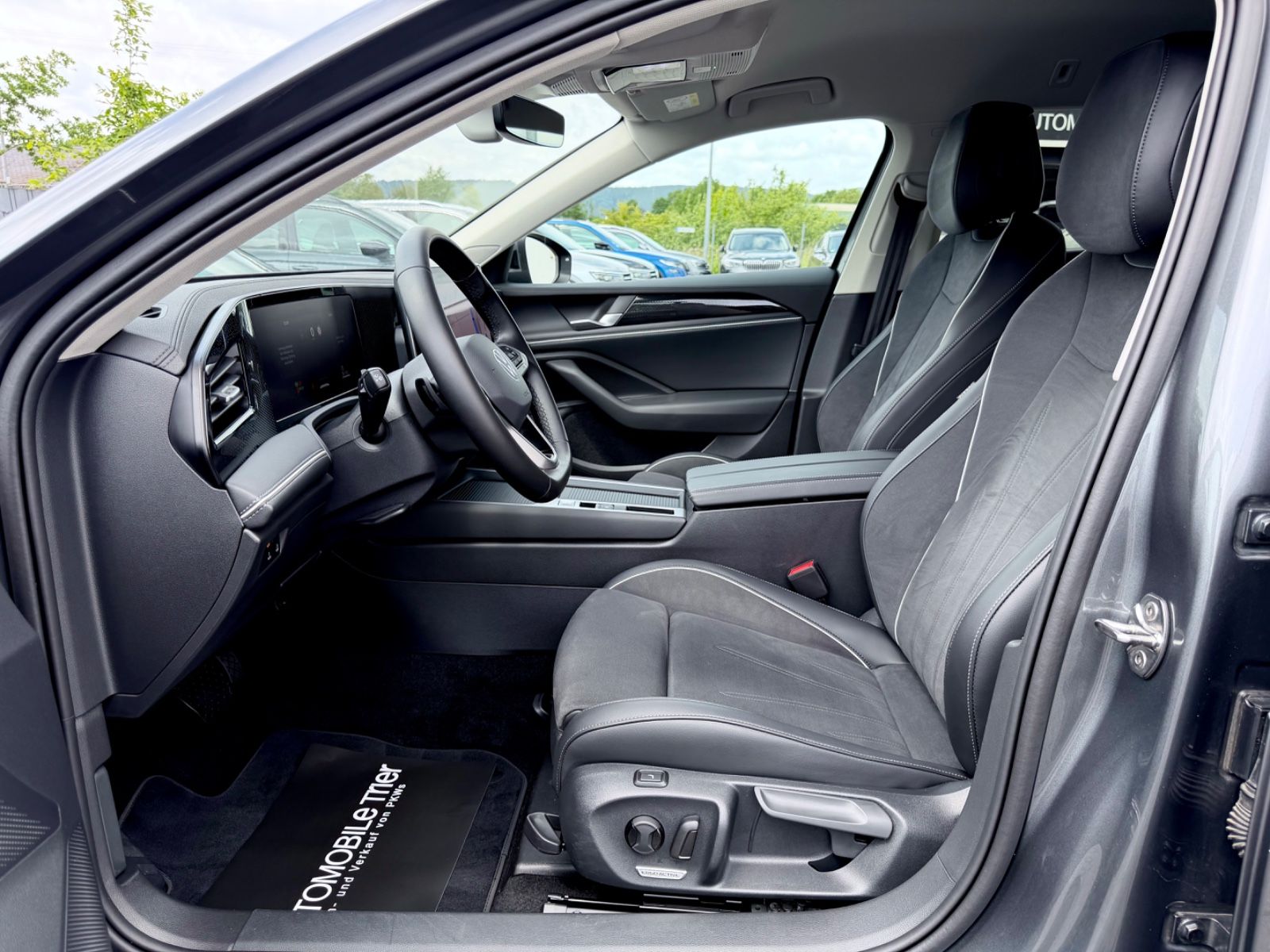 Bild 9 von 23 - Volkswagen Passat - Gebrauchtwagen von Automobile Trier Volkswagen Passat Variant 1.5 TSI Business, LED, ACC, CAM