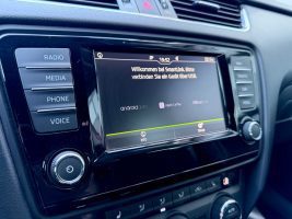 Skoda Octavia Combi 2.0 TDI, BI-XENON, NAVI, AHK, TÜV - Thumbnail 14