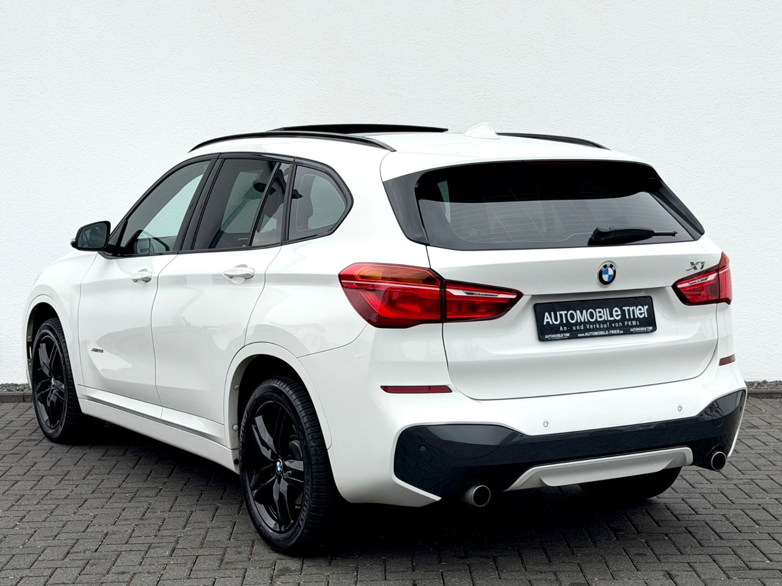 Bild 7 von 19 - BMW X1 - Gebrauchtwagen von Automobile Trier BMW X1 xDrive 25 i M Sport Paket, NAVI, LED, PANO, AHK