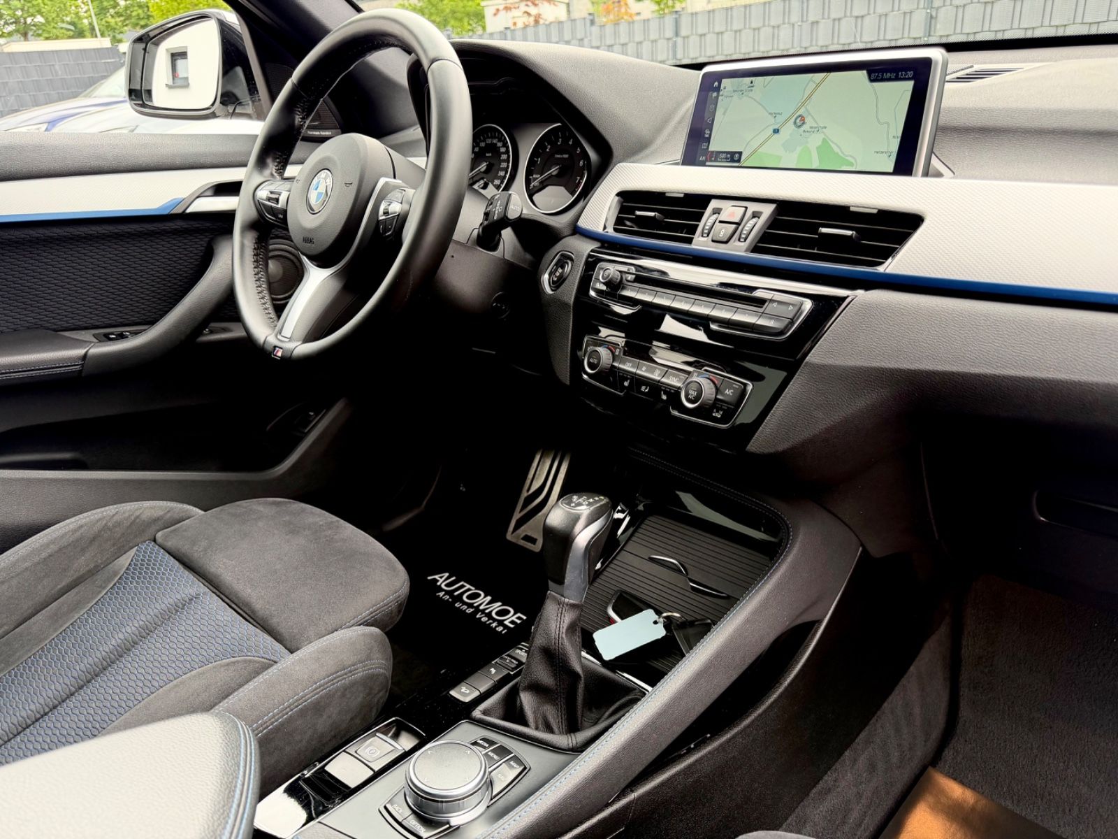 Bild 12 von 19 - BMW X1 - Gebrauchtwagen von Automobile Trier BMW X1 xDrive 25 i M Sport Paket, NAVI, LED, PANO, AHK