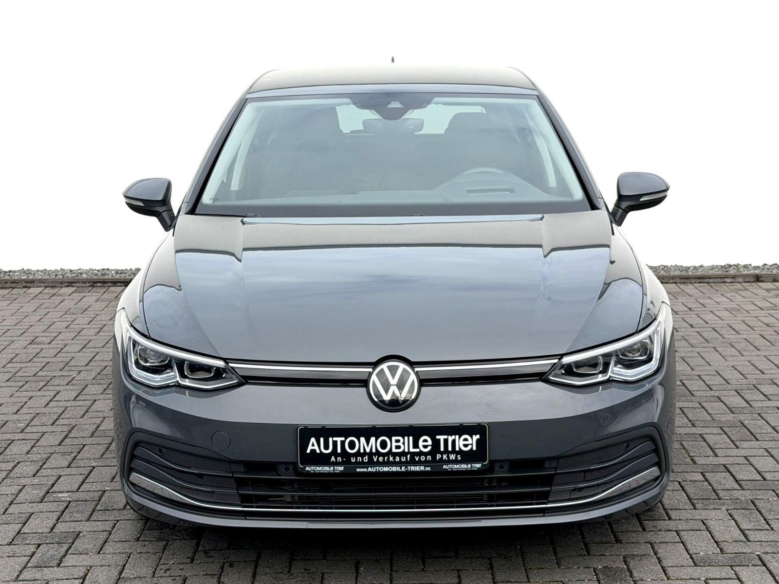 Bild 2 von 14 - Volkswagen Golf - Gebrauchtwagen von Automobile Trier Volkswagen Golf 8 Lim. 1.5 TSI, NAVI, LED, ACC, HUD, CAM, GARANT