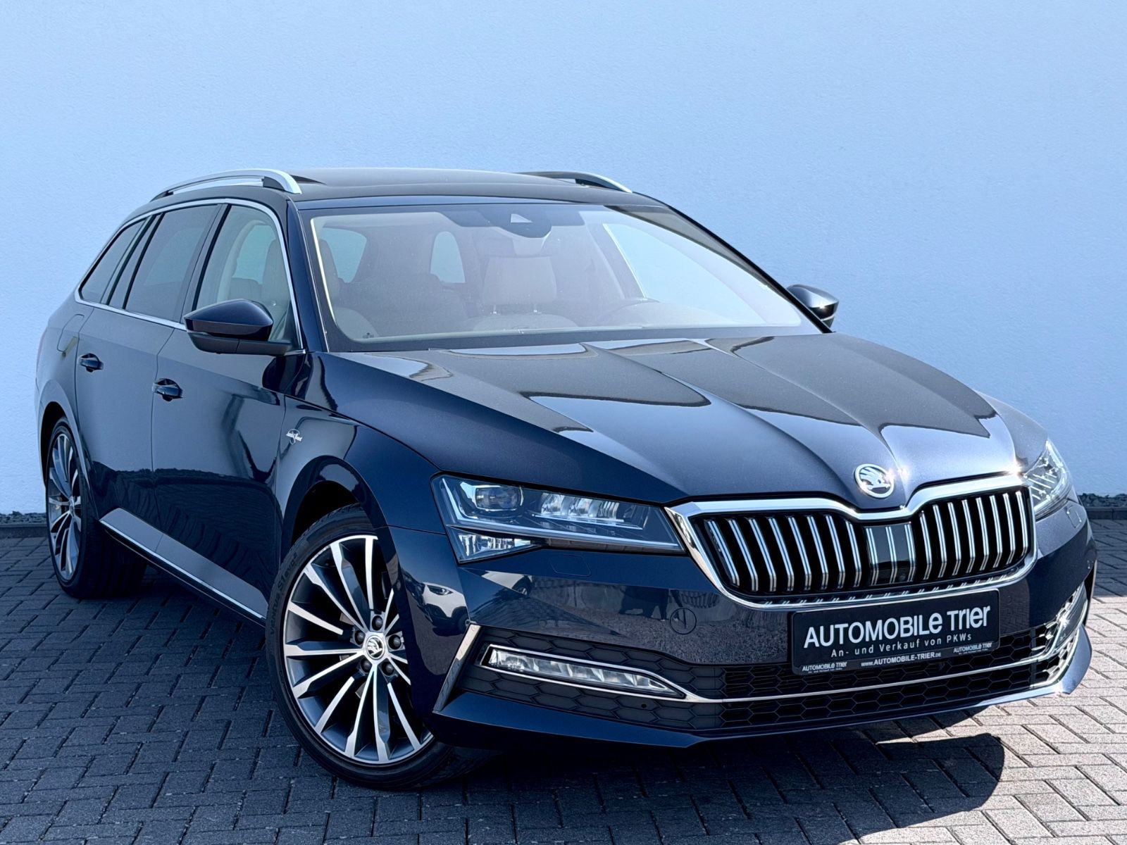 Bild 3 von 26 - Skoda Superb - Gebrauchtwagen von Automobile Trier Skoda Superb Combi L&K 2.0 TSI DSG 4×4, LED, ACC, 360CAM