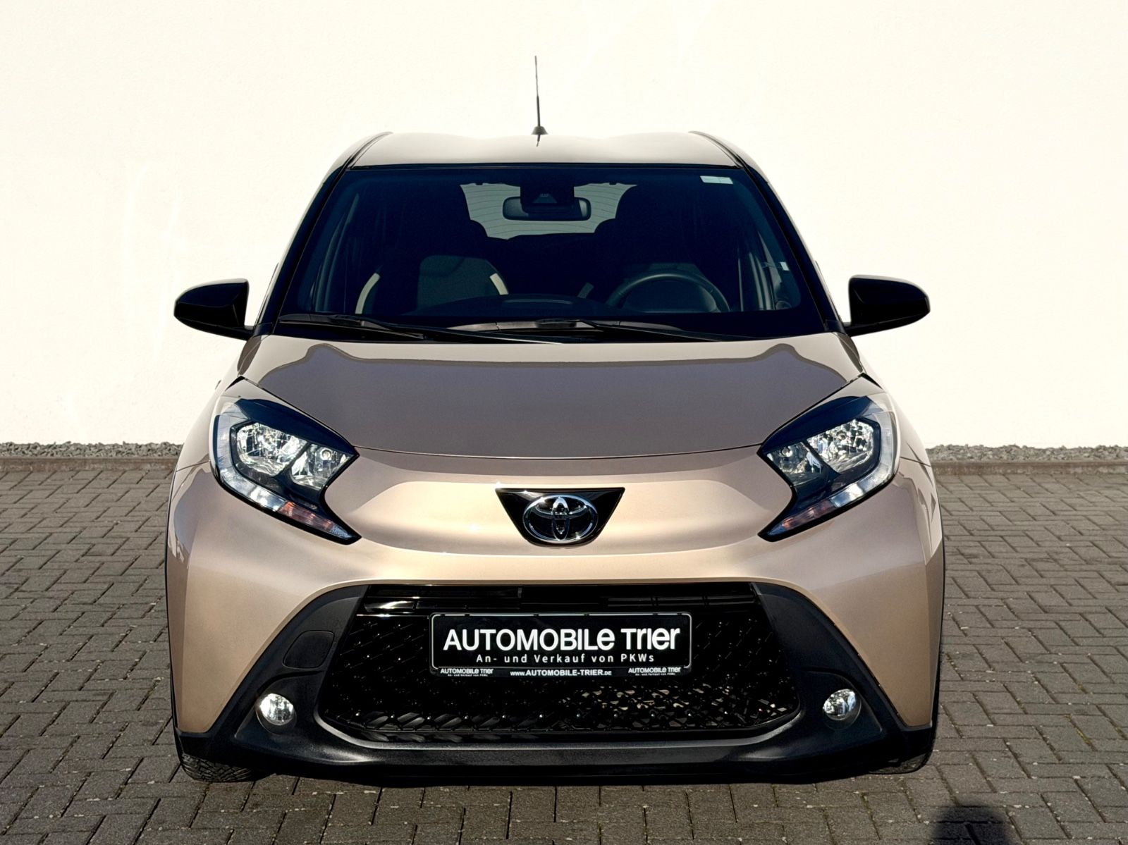 Bild 2 von 14 - Toyota Aygo (X) - Gebrauchtwagen von Automobile Trier Toyota Aygo X 1.0, ACC, CAM, KLIMA, GARANTIE