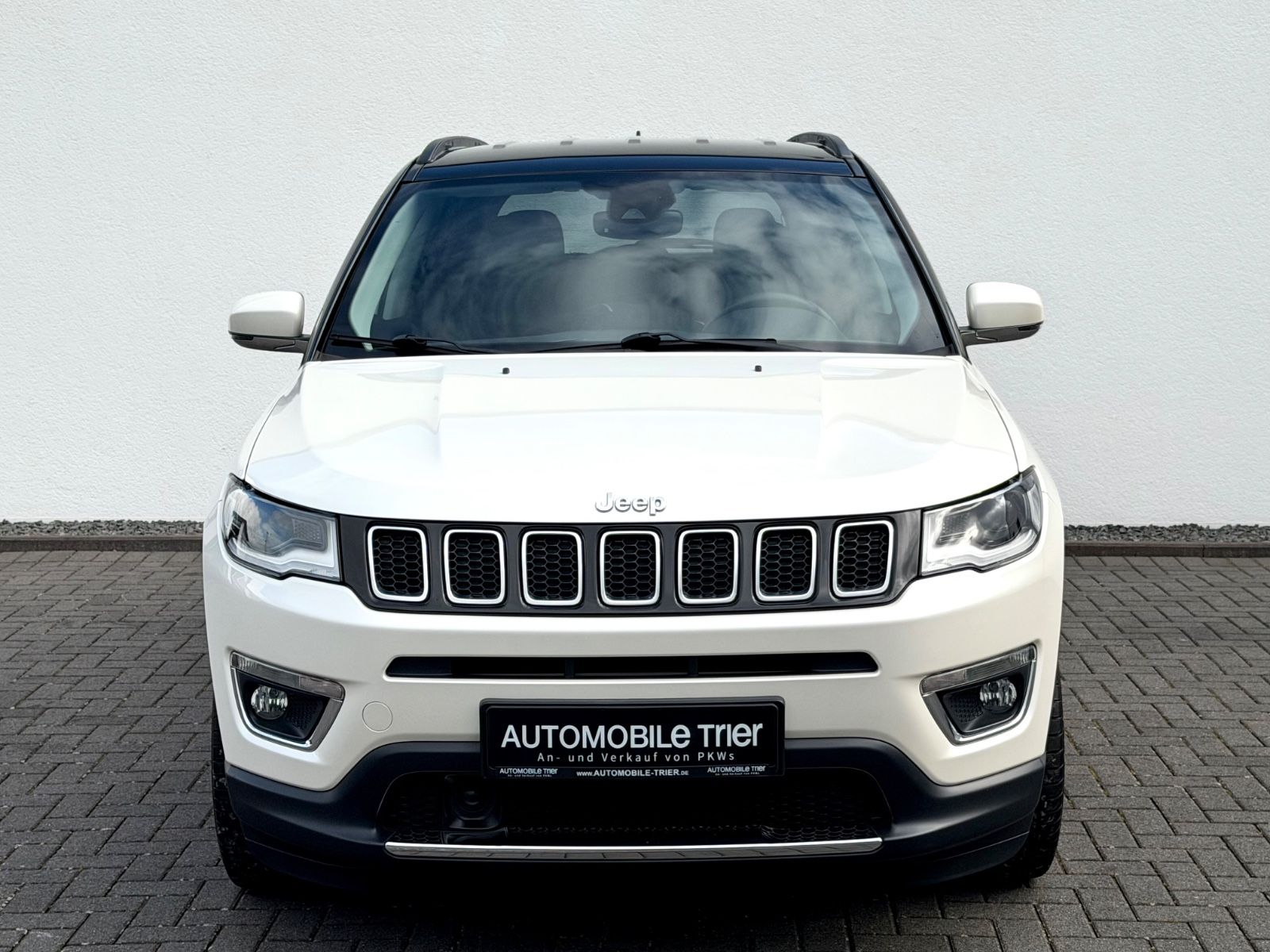 Bild 2 von 14 - Jeep Compass - Gebrauchtwagen von Automobile Trier Jeep Compass Opening Edition 1.4 4WD, 1.HAND, GARANTIE