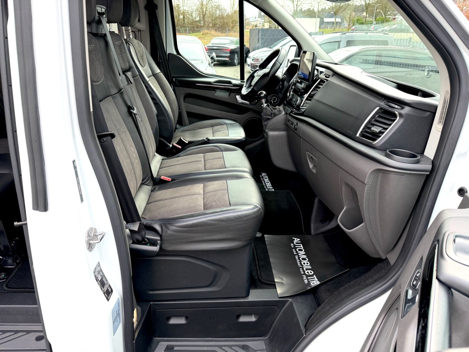 Bild 11 von 15 - Ford Transit - Gebrauchtwagen von Automobile Trier Ford Transit, Tourneo Custom Titanium MS-RT