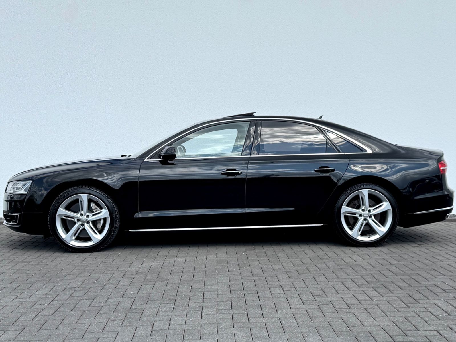 Bild 8 von 13 - Audi A8 - Gebrauchtwagen von Automobile Trier Audi A8 4.2 TDI quattro, MATRIX, B&O, MASSAGE, HUD