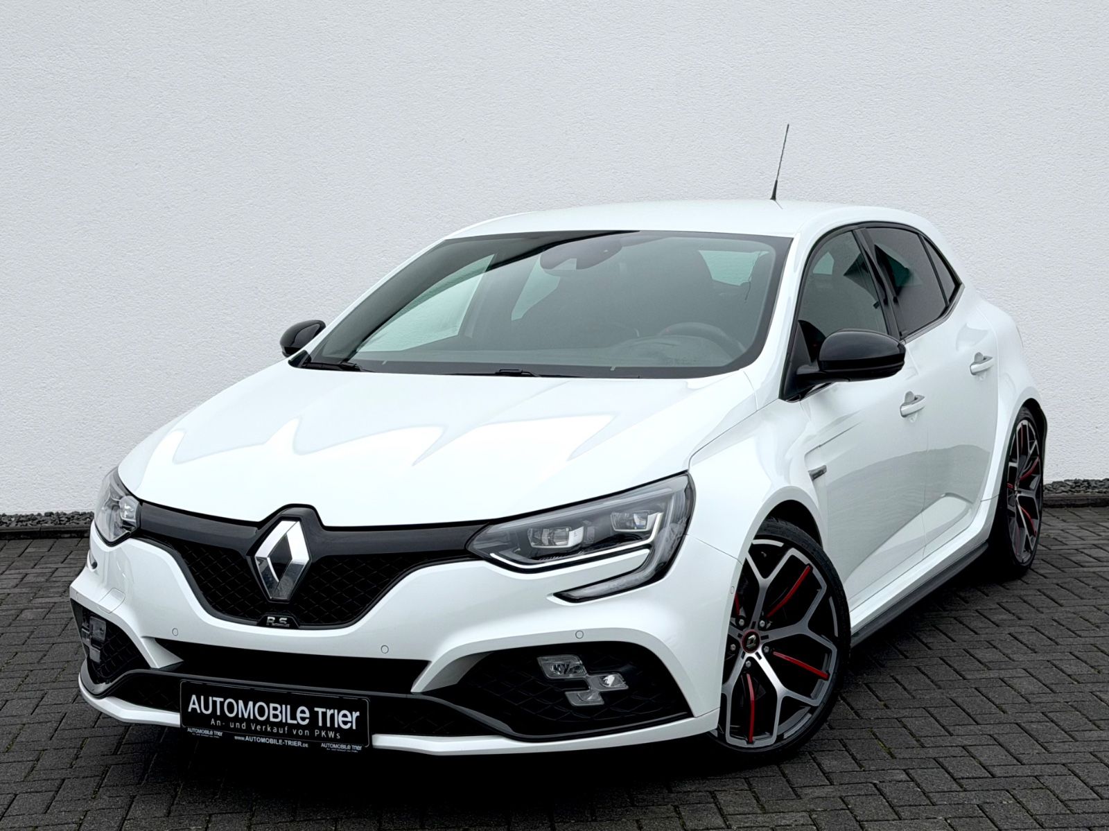 Bild 11 von 15 - Renault Megane - Gebrauchtwagen von Automobile Trier Renault Megane 300 RS Trophy, NAVI, LED, ACC, CAM, GARANTIE