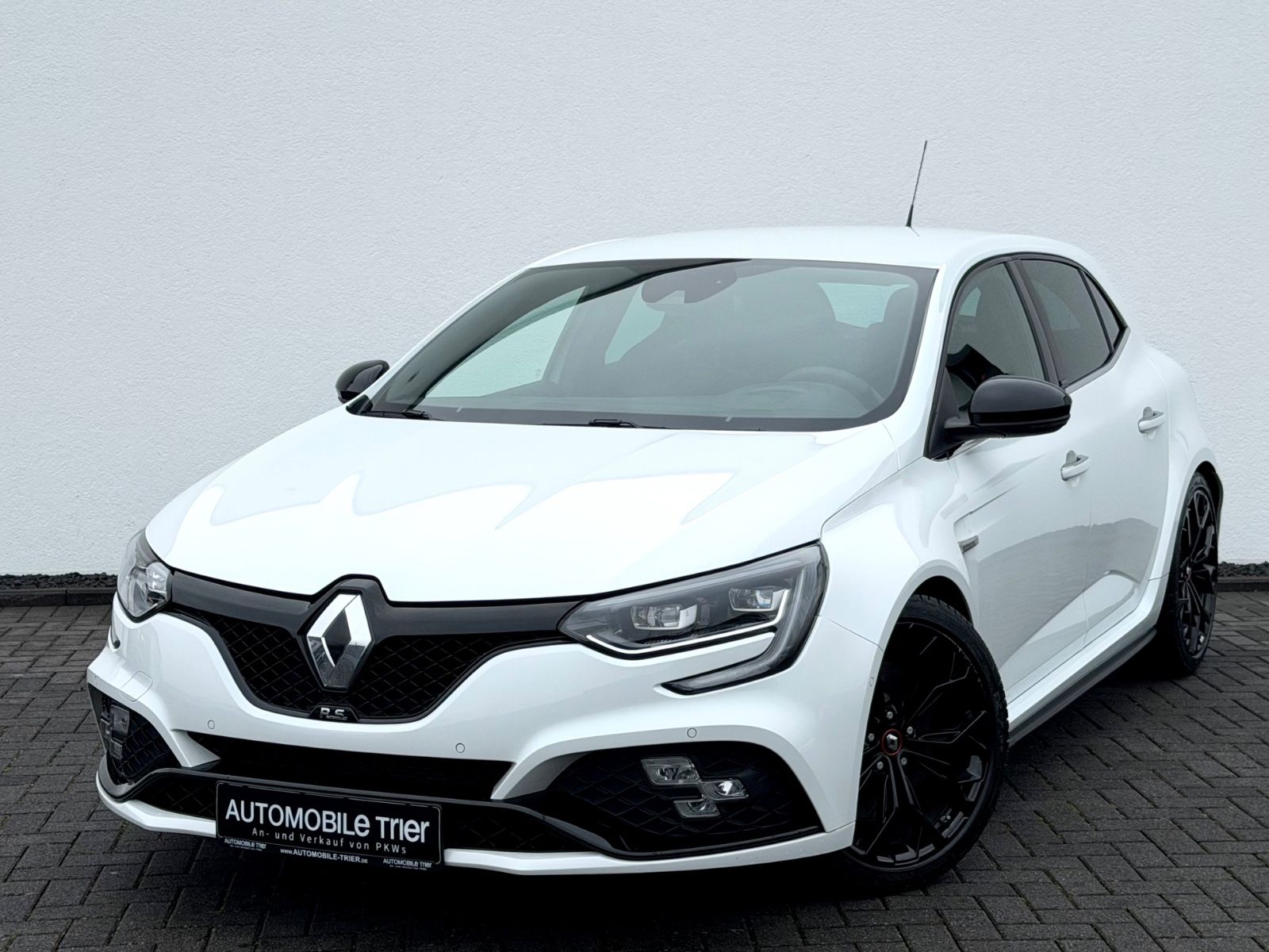 Bild 1 von 16 - Renault Megane - Gebrauchtwagen von Automobile Trier Renault Megane 300 RS Trophy , NAVI, LED, ACC, CAM, GARANTIE