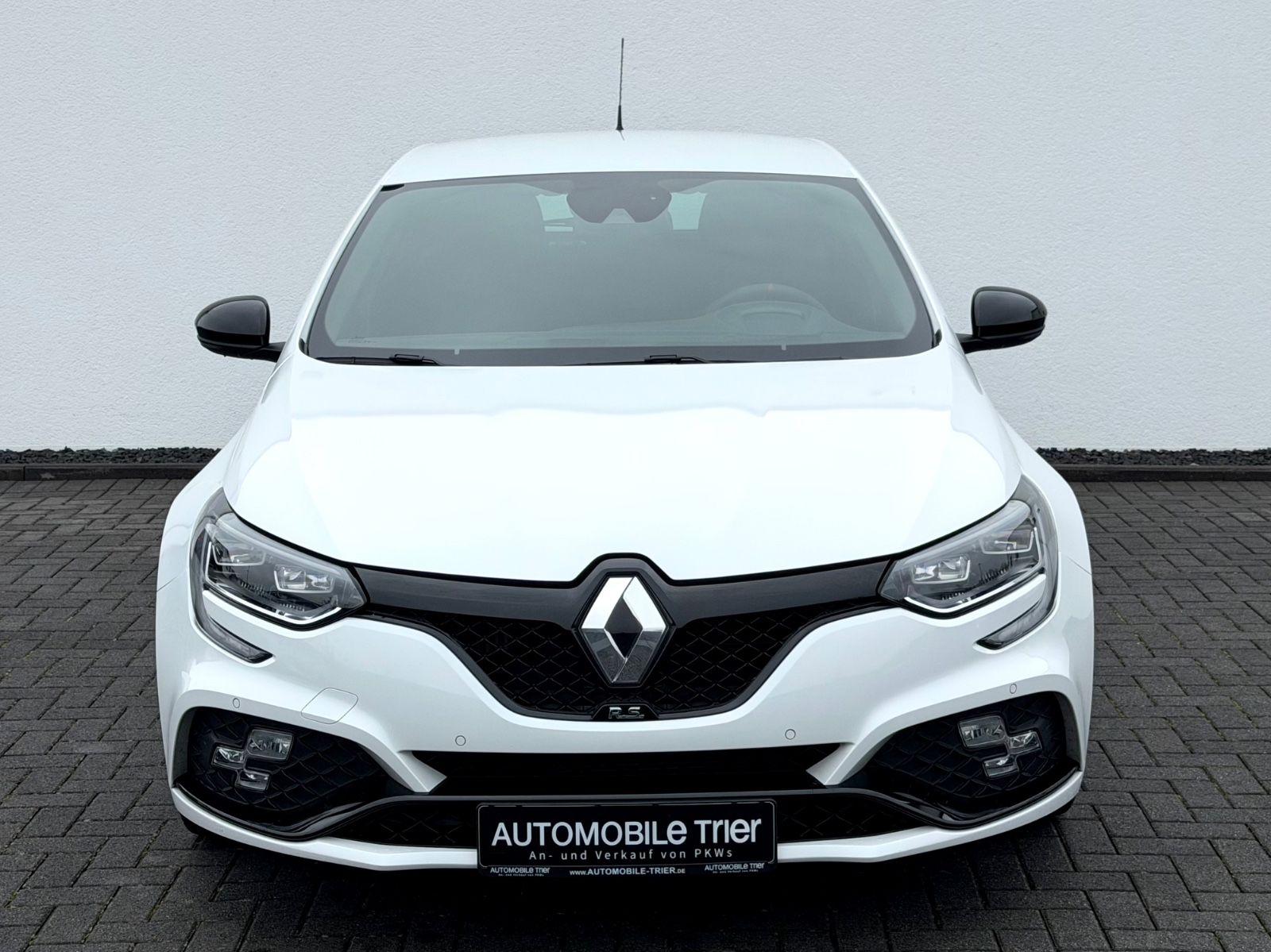 Bild 2 von 16 - Renault Megane - Gebrauchtwagen von Automobile Trier Renault Megane 300 RS Trophy , NAVI, LED, ACC, CAM, GARANTIE