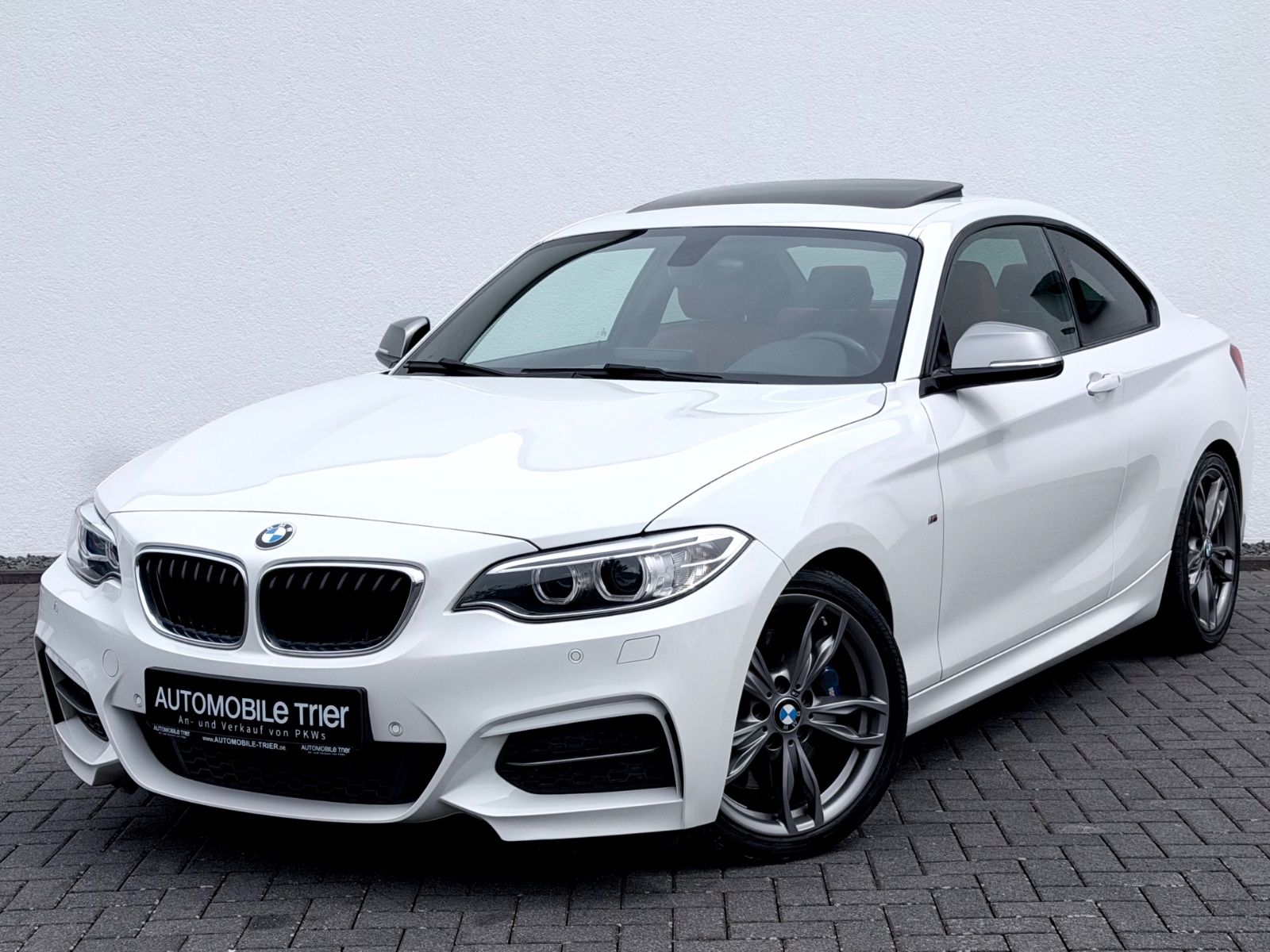 BMW M235 i /NAVI/LED/CAM/H&K/1.HAND/GARANTIE
