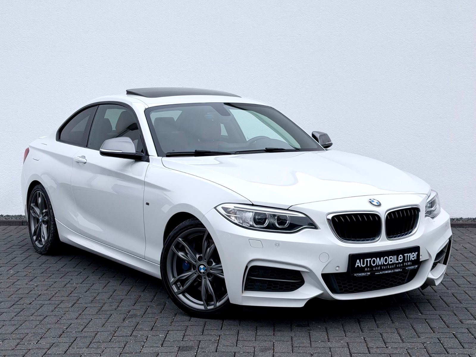 Bild 3 von 17 - BMW M235 - Gebrauchtwagen von Automobile Trier BMW M235 i, NAVI, LED, CAM, H&K, 1.HAND, GARANTIE