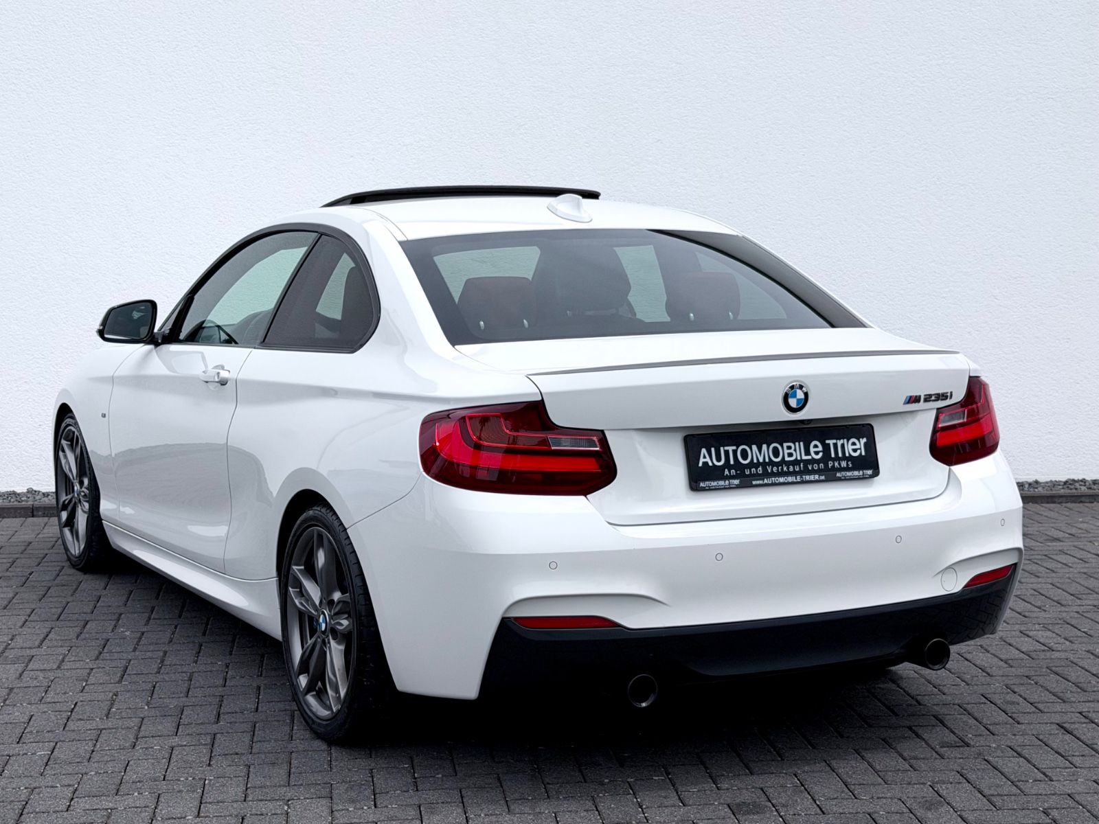 Bild 7 von 17 - BMW M235 - Gebrauchtwagen von Automobile Trier BMW M235 i, NAVI, LED, CAM, H&K, 1.HAND, GARANTIE