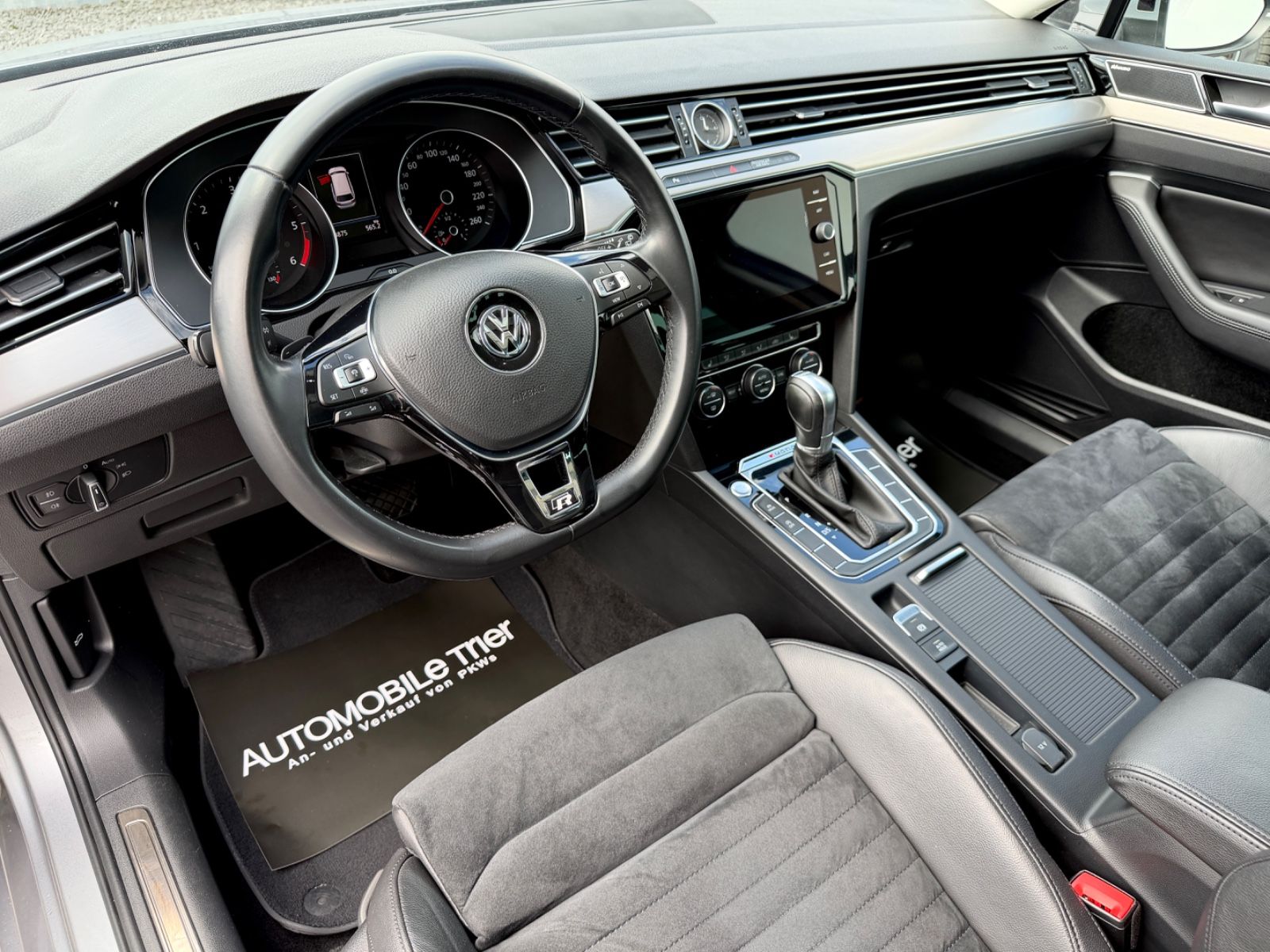 Bild 31 von 34 - Volkswagen Passat Variant - Gebrauchtwagen von Automobile Trier Volkswagen Passat Variant R Line 2.0 TDI DSG 4Motion