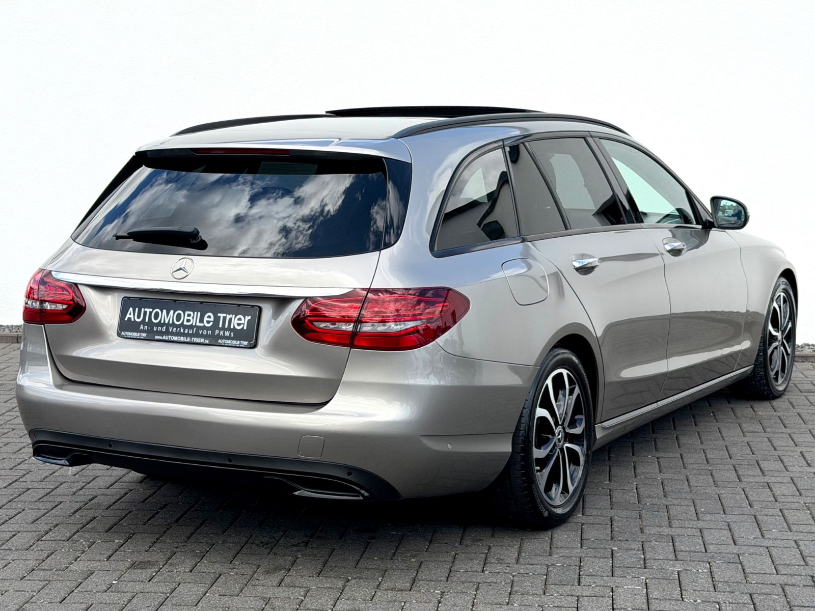 Bild 5 von 22 - Mercedes-Benz C 220 - Gebrauchtwagen von Automobile Trier Mercedes-Benz C 220d T, NAVI, LED, ACC, PANO, 360°CAM, AHK
