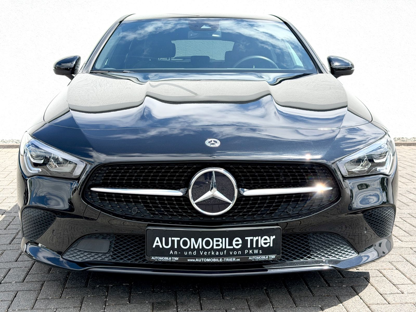 Bild 2 von 23 - Mercedes-Benz CLA 180 - Gebrauchtwagen von Automobile Trier Mercedes-Benz CLA 180 Shooting Brake, NAVI, LED, CAM, GARANTIE