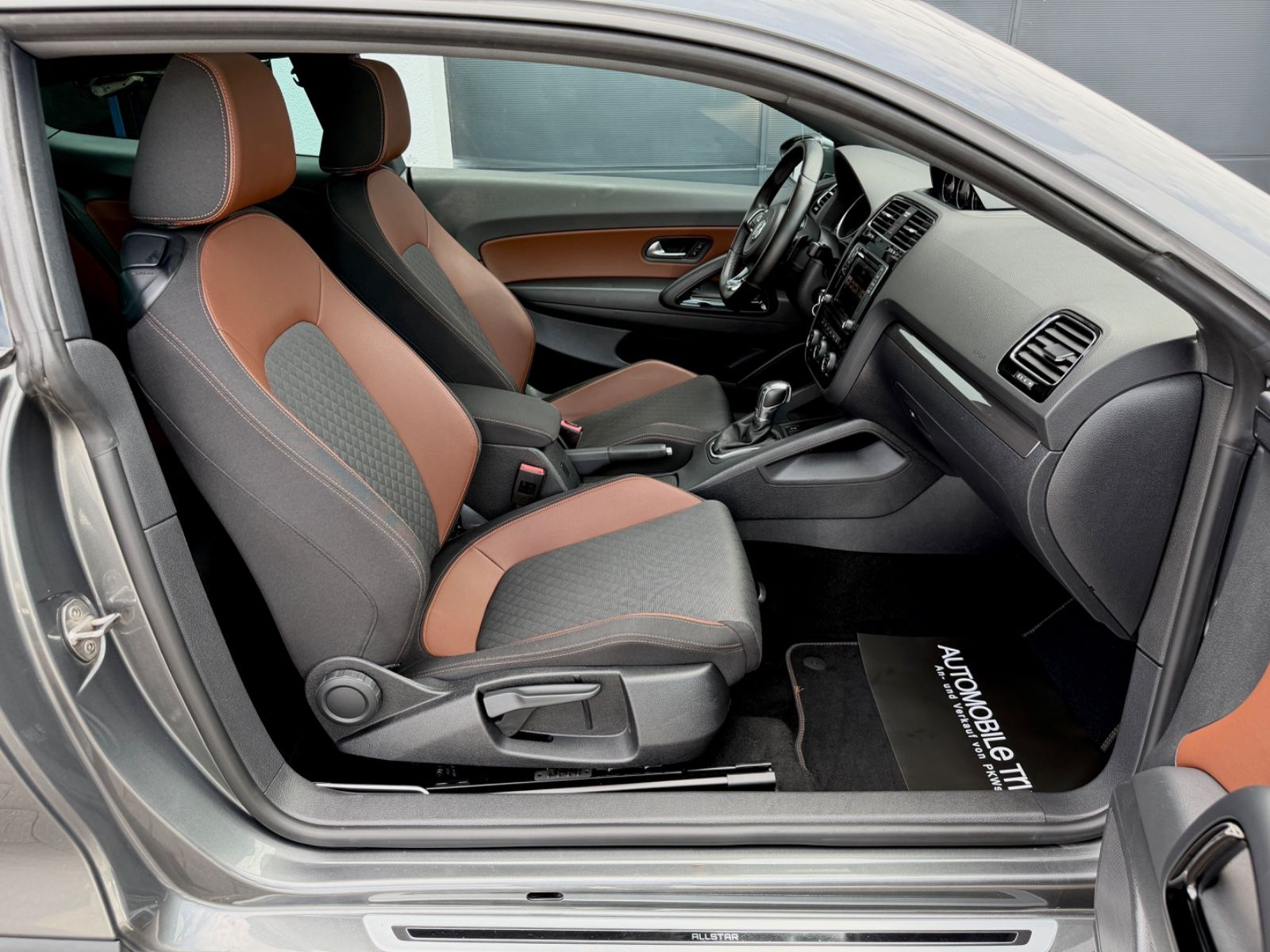 Bild 12 von 25 - Volkswagen Scirocco - Gebrauchtwagen von Automobile Trier Volkswagen Scirocco Allstar , Garantie, Bi-Xenon, SHZ, Sport