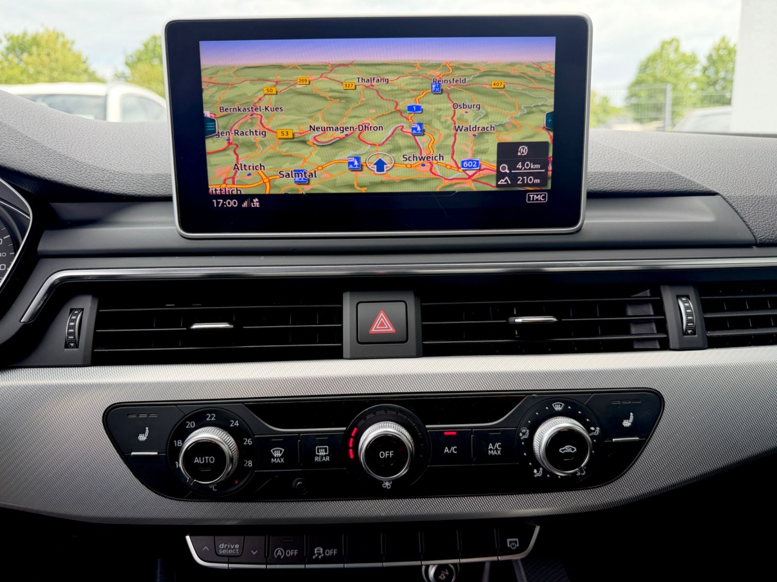 Bild 14 von 31 - Audi A4 - Gebrauchtwagen von Automobile Trier Audi A4 Avant 2.0 TDI S Line Sportpaket , NAVI, AHK