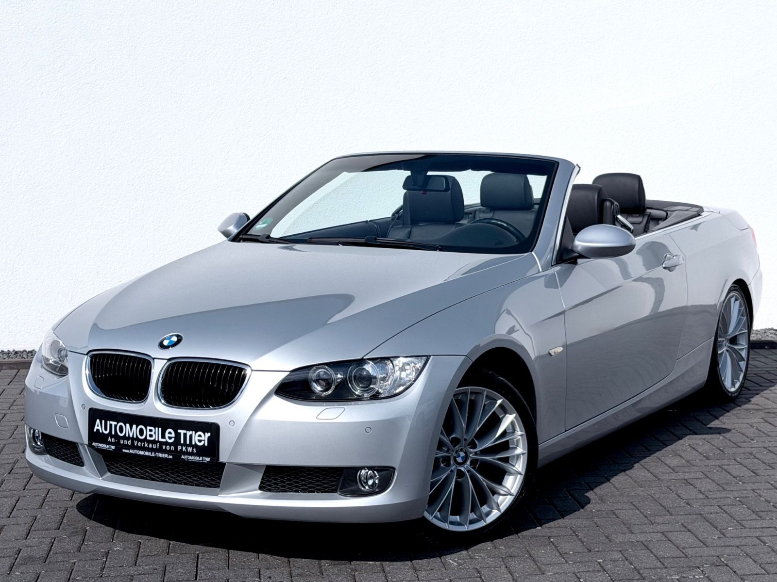 BMW 320i Cabrio /KLIMA/XENON/LEDER/PDC/GARANTIE/