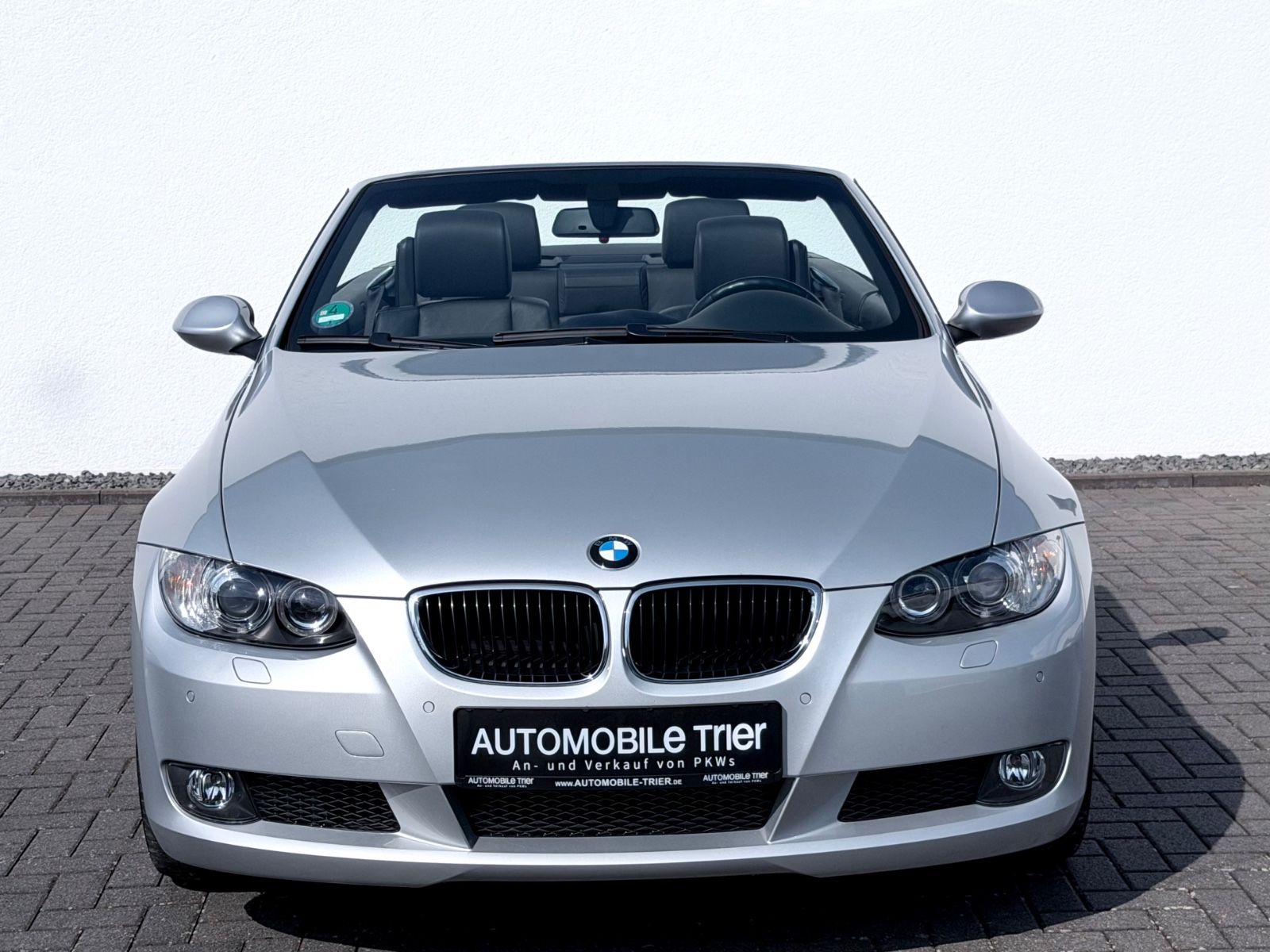 Bild 2 von 16 - BMW 320 - Gebrauchtwagen von Automobile Trier BMW 320i Cabrio, KLIMA, XENON, LEDER, PDC, GARANTIE