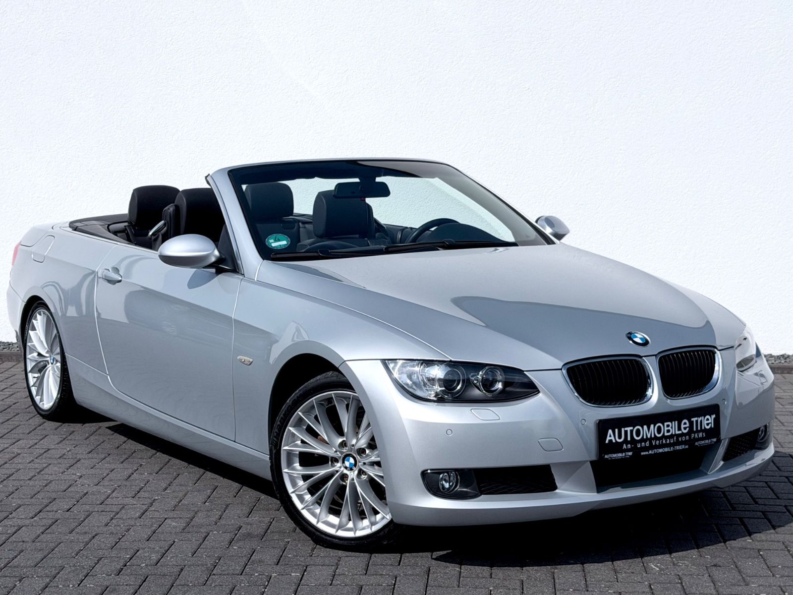Bild 3 von 16 - BMW 320 - Gebrauchtwagen von Automobile Trier BMW 320i Cabrio, KLIMA, XENON, LEDER, PDC, GARANTIE